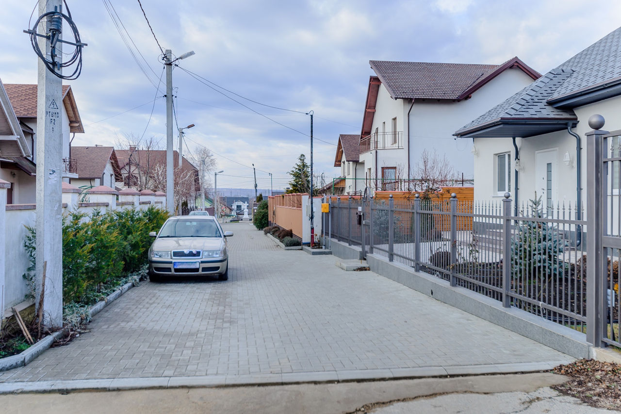 Продажа 3 комнатную дом, 250 м², Кишинёв, Центр, str. Tighina по цене 89  500 EUR | CasaHub